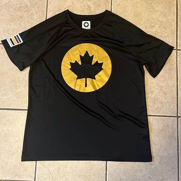 BRAND NEW Women’s Hudson’s Bay T-Shirt Size LARGE BLACK - Picture 1 of 6